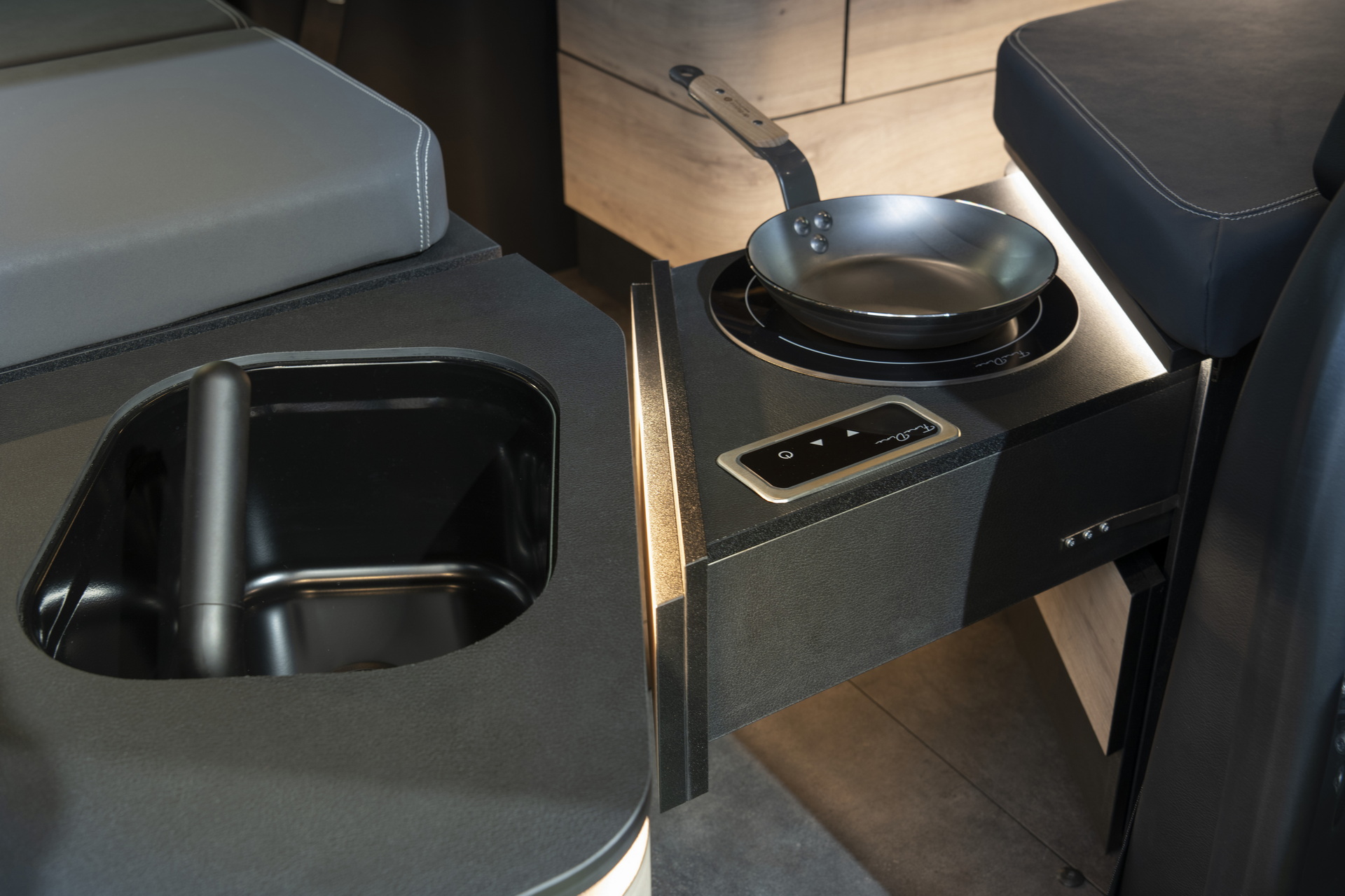 2023 Mercedes EQT Electric Minivan Unveiled With 175 Miles Of Range Looking Nothing Like The Concept