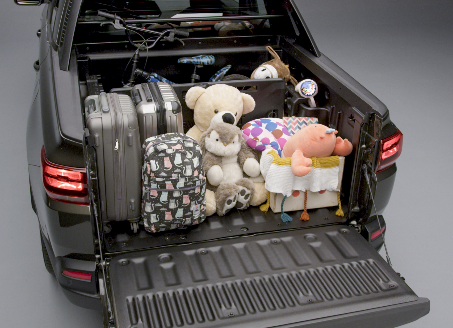 2023 Chevy Montana Small Pickup For South America Debuts With Lots Of Interior Comfort, But No AWD