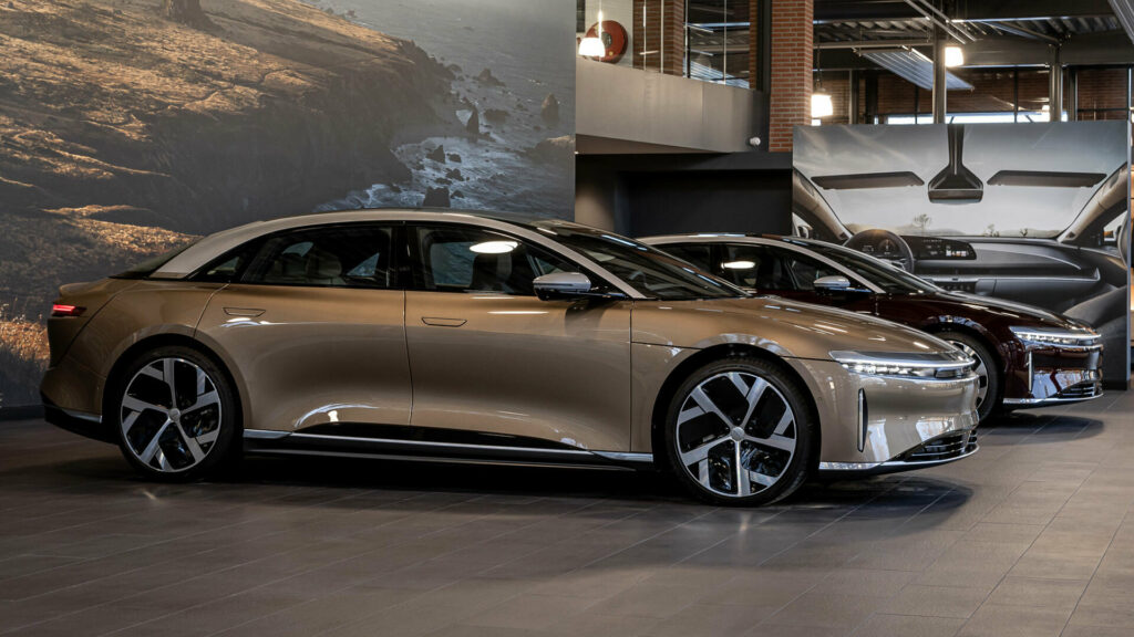  Lucid Air Dream Edition Arrives In Europe With Up To 883 Km Of Range