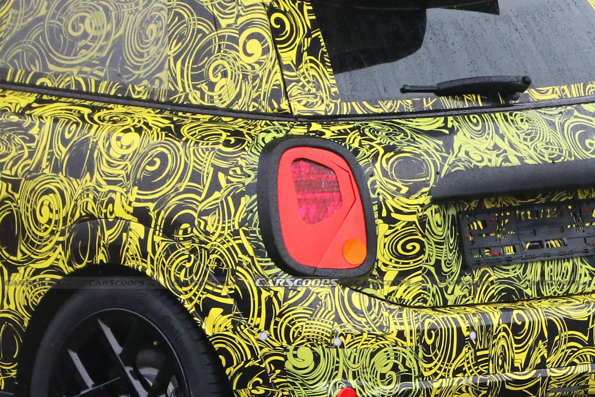 2023 MINI Cooper Facelift Spied Wearing Its Production Light Units