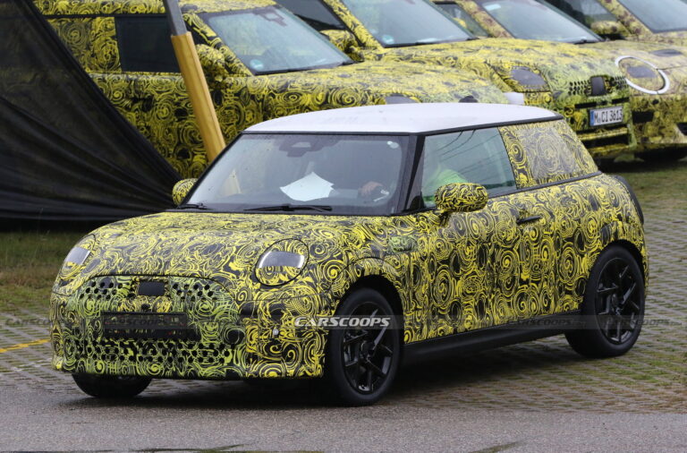 2023 MINI Cooper Facelift Spied Wearing Its Production Light Units ...