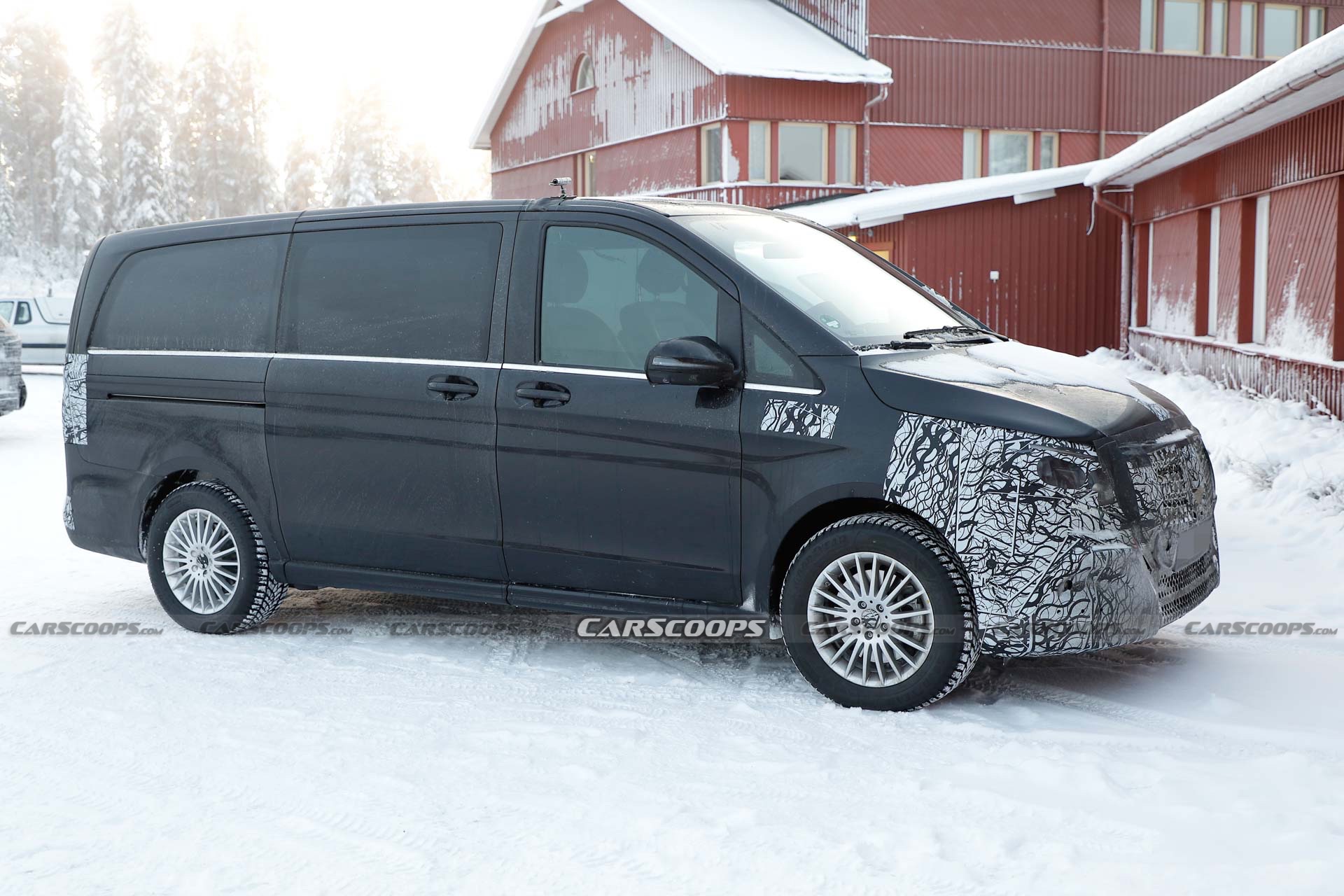 2024 Facelifted Mercedes EQV And V-Class Hope You’ll Forget About VW’s ID.Buzz And T7