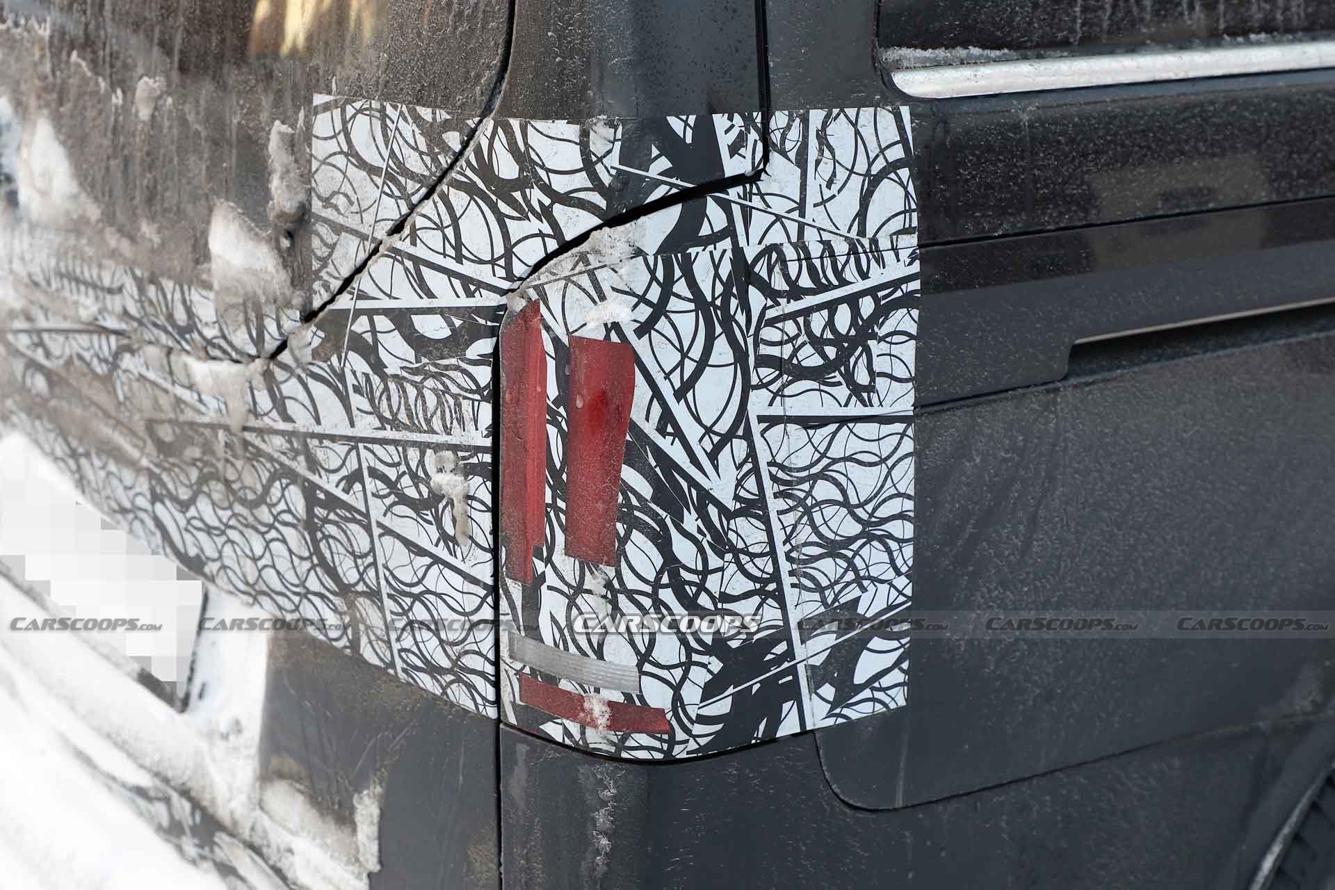 2024 Facelifted Mercedes EQV And V-Class Hope You’ll Forget About VW’s ID.Buzz And T7