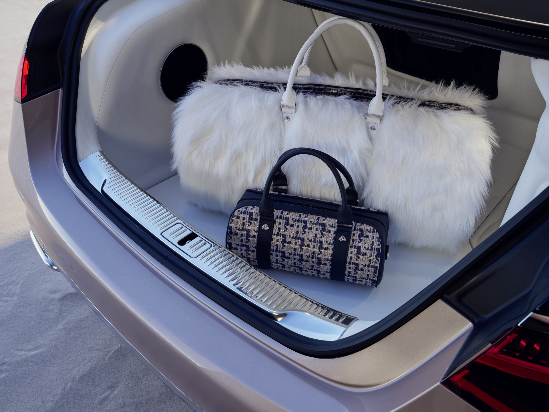 New Mercedes-Maybach S 680 ‘Haute Voiture’ Is A Fashion Inspired Limited Edition Limited