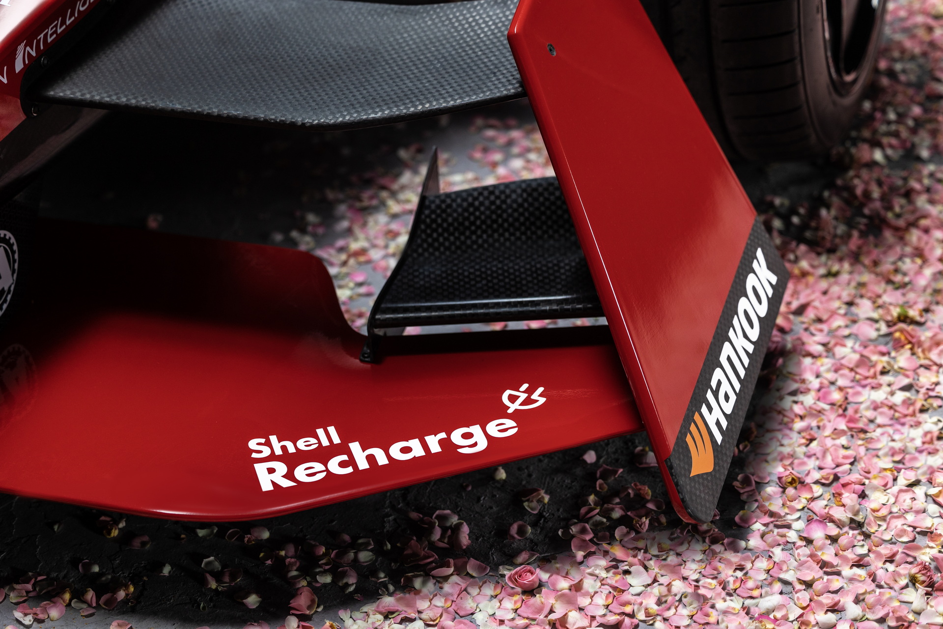 Nissan’s New Gen3 Formula E Car Adopts Ferrari-Style Livery