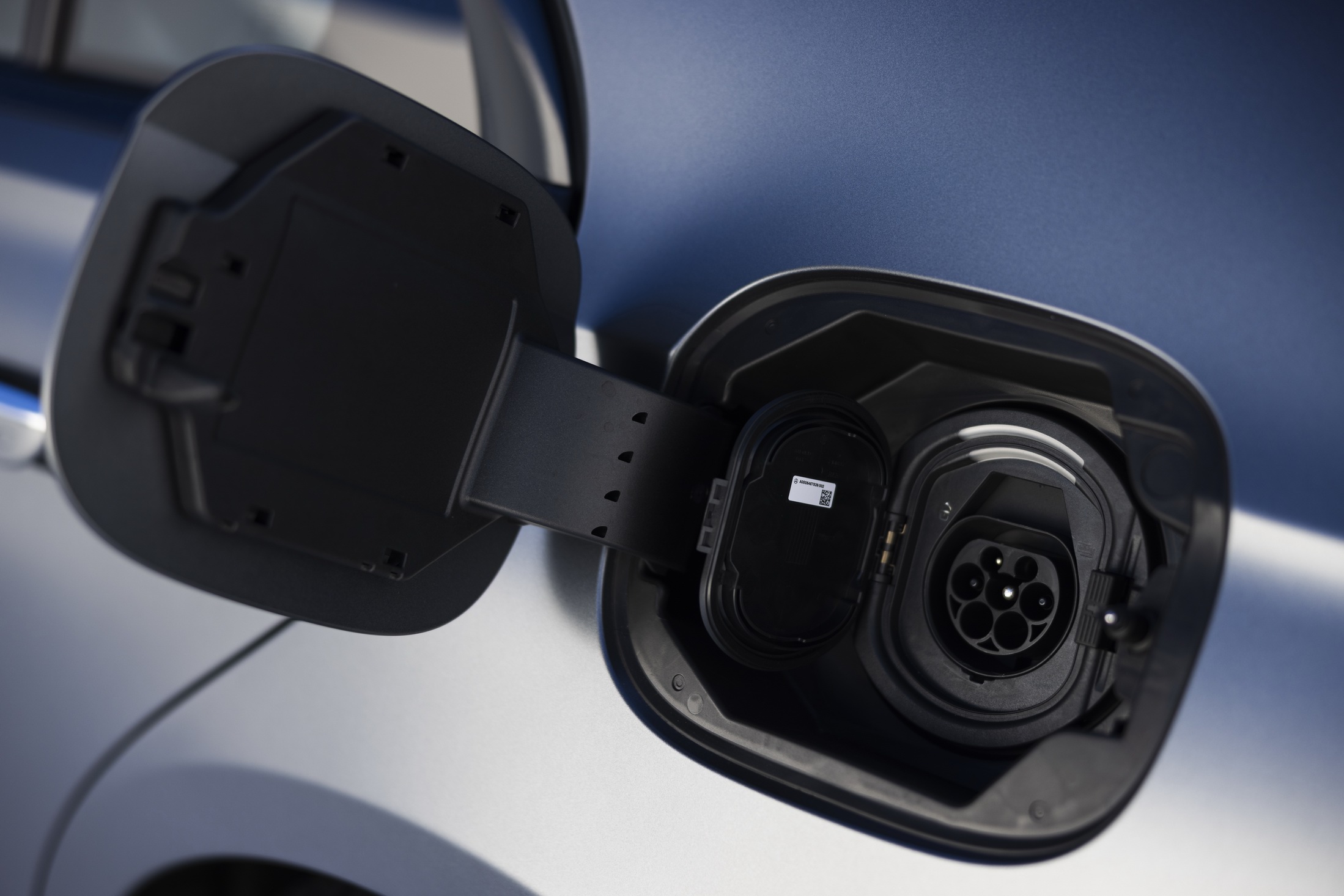 2024 Mercedes-AMG S63 Hybrid Gets 791 HP, 33-Mile EV Range And Panamericana Grille