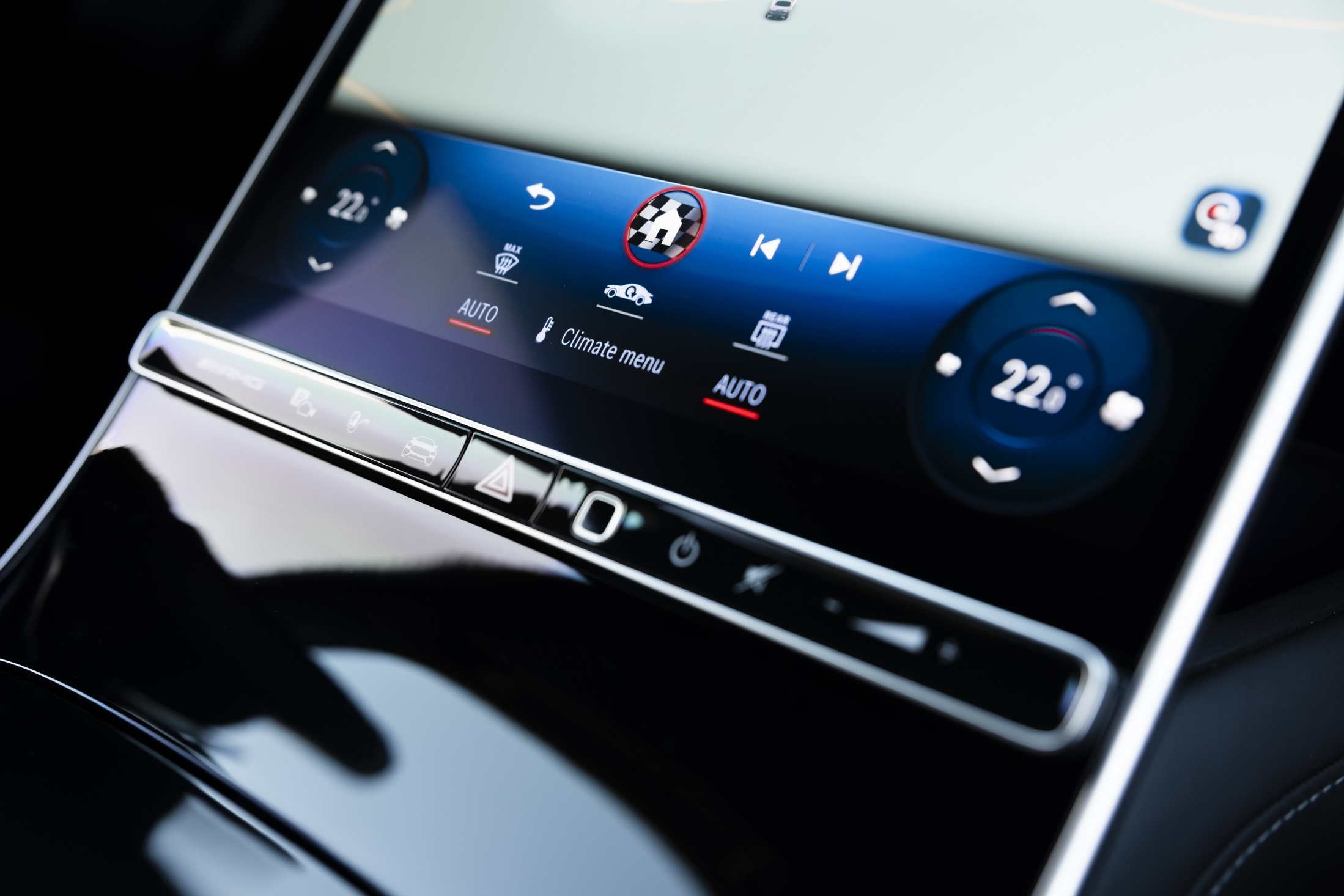 2024 Mercedes-AMG S63 Hybrid Gets 791 HP, 33-Mile EV Range And Panamericana Grille