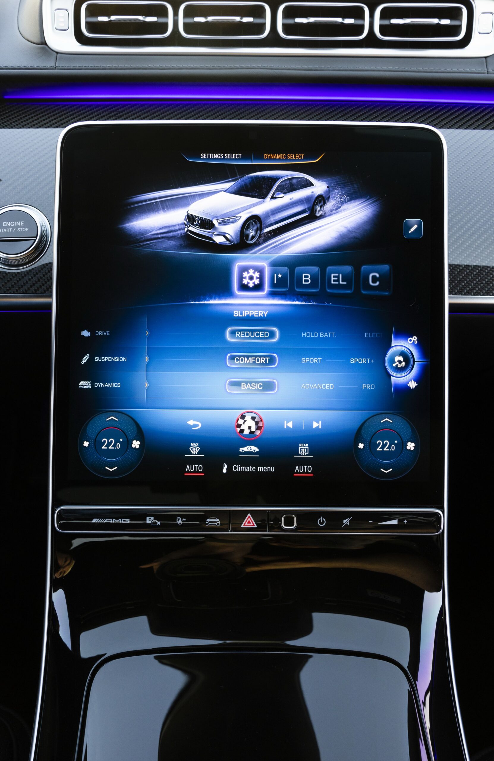 2024 Mercedes-AMG S63 Hybrid Gets 791 HP, 33-Mile EV Range And Panamericana Grille