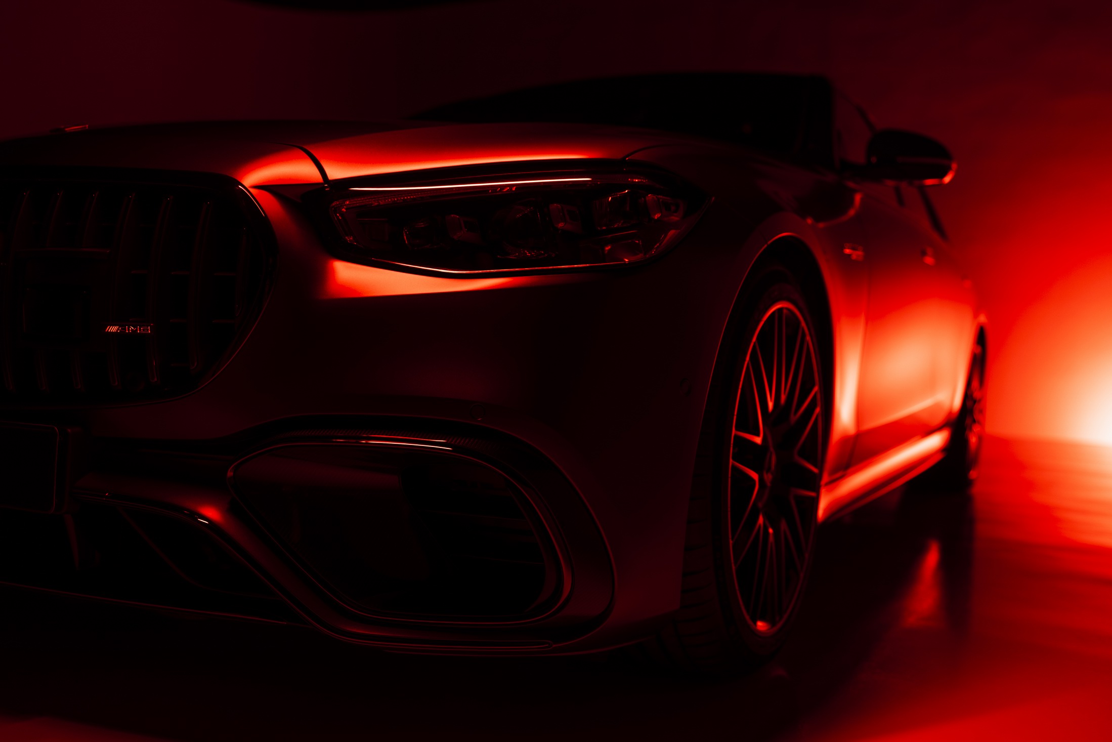 2024 Mercedes-AMG S63 Hybrid Gets 791 HP, 33-Mile EV Range And Panamericana Grille