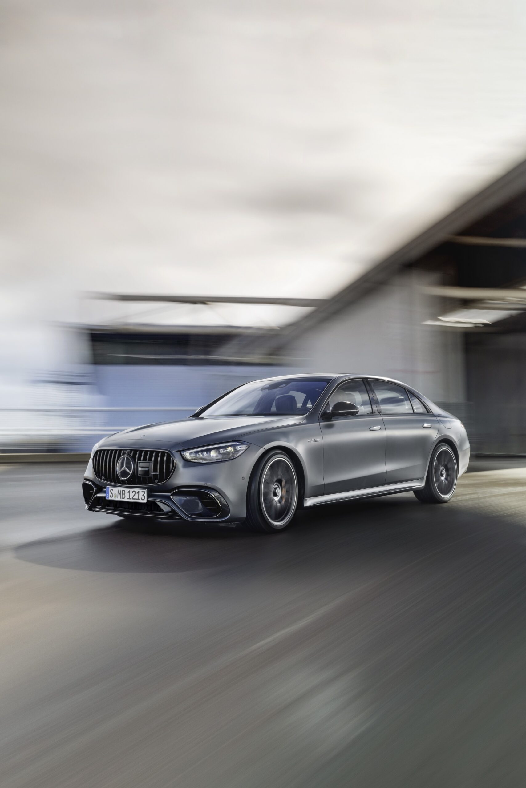 2024 Mercedes-AMG S63 Hybrid Gets 791 HP, 33-Mile EV Range And Panamericana Grille