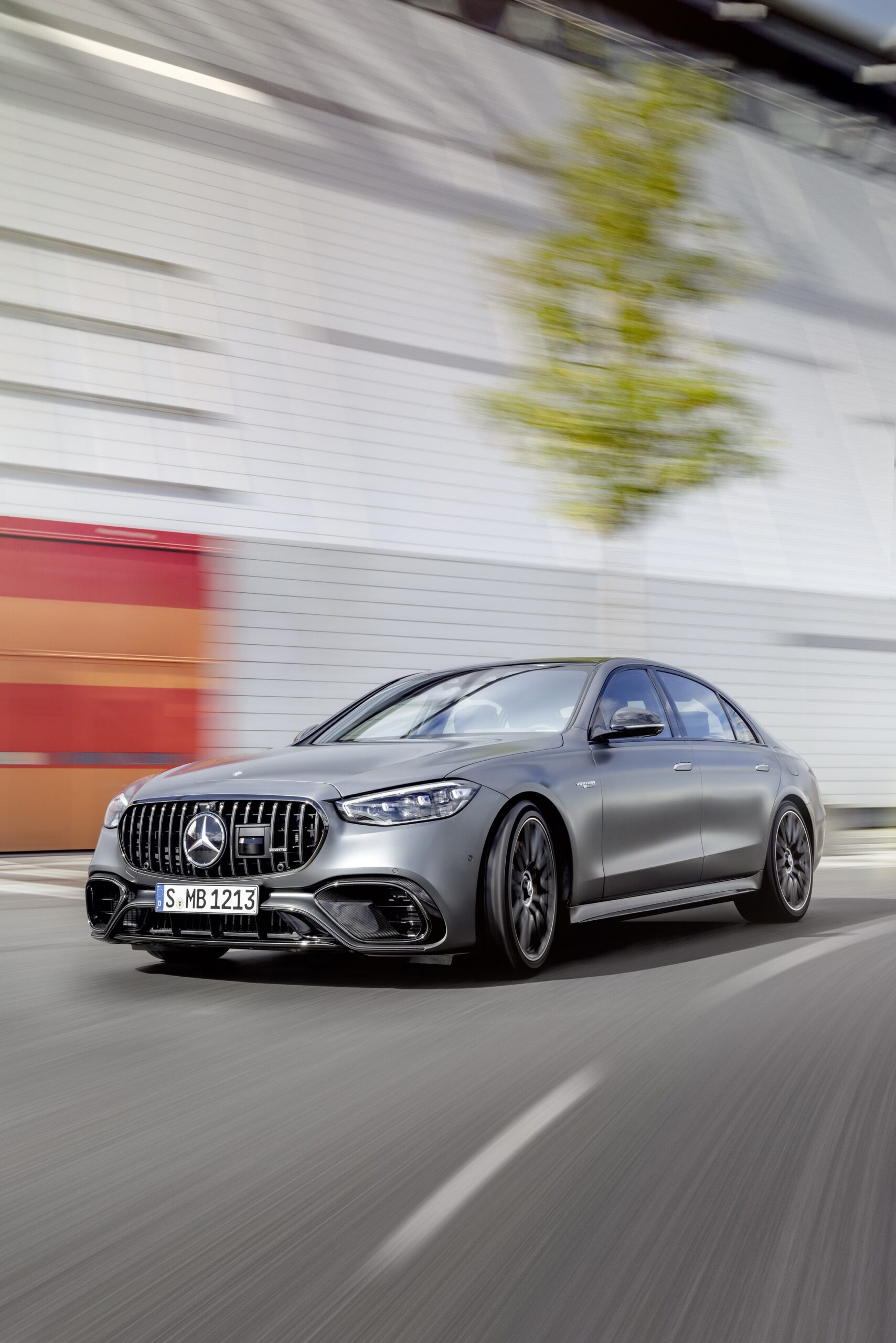 2024 Mercedes-AMG S63 Hybrid Gets 791 HP, 33-Mile EV Range And Panamericana Grille