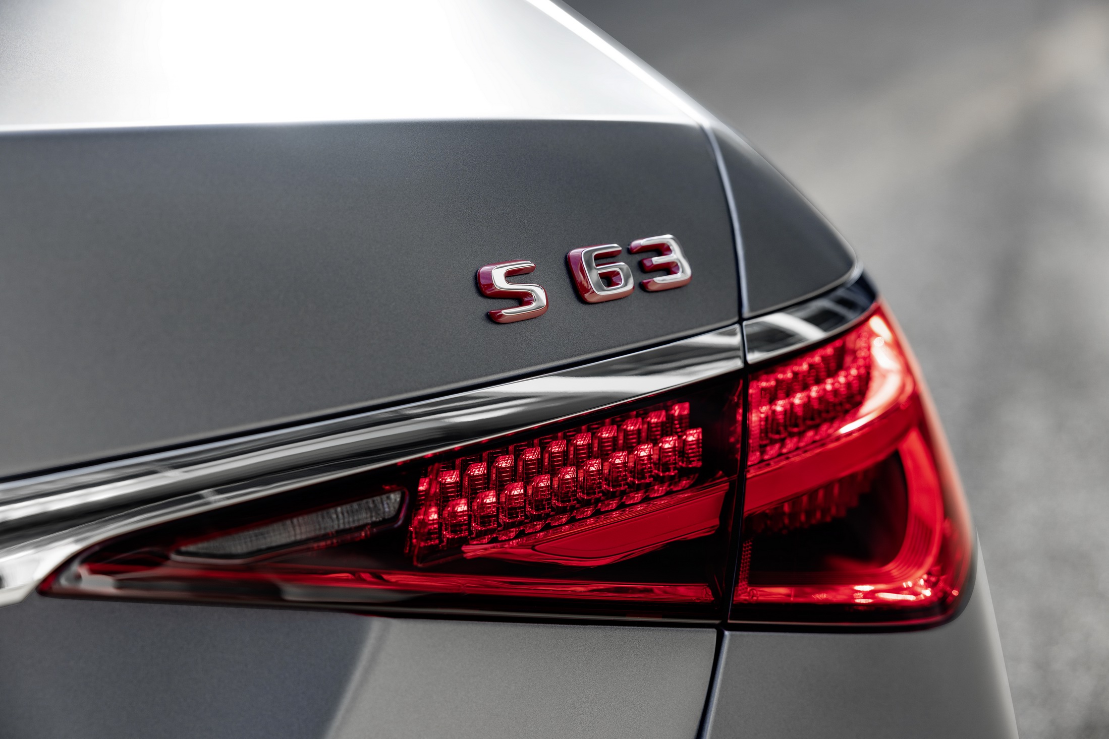 2024 Mercedes-AMG S63 Hybrid Gets 791 HP, 33-Mile EV Range And Panamericana Grille