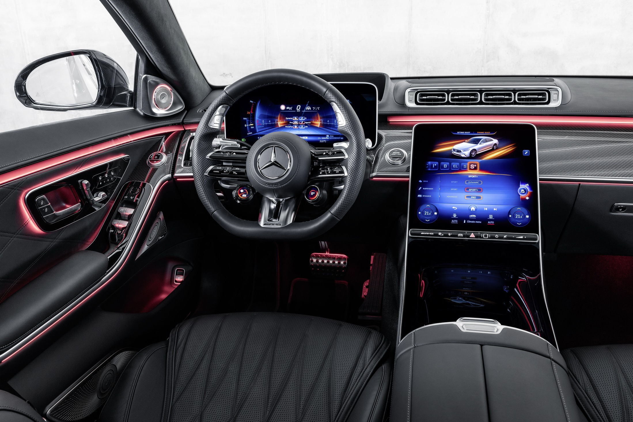 2024 Mercedes-AMG S63 Hybrid Gets 791 HP, 33-Mile EV Range And Panamericana Grille