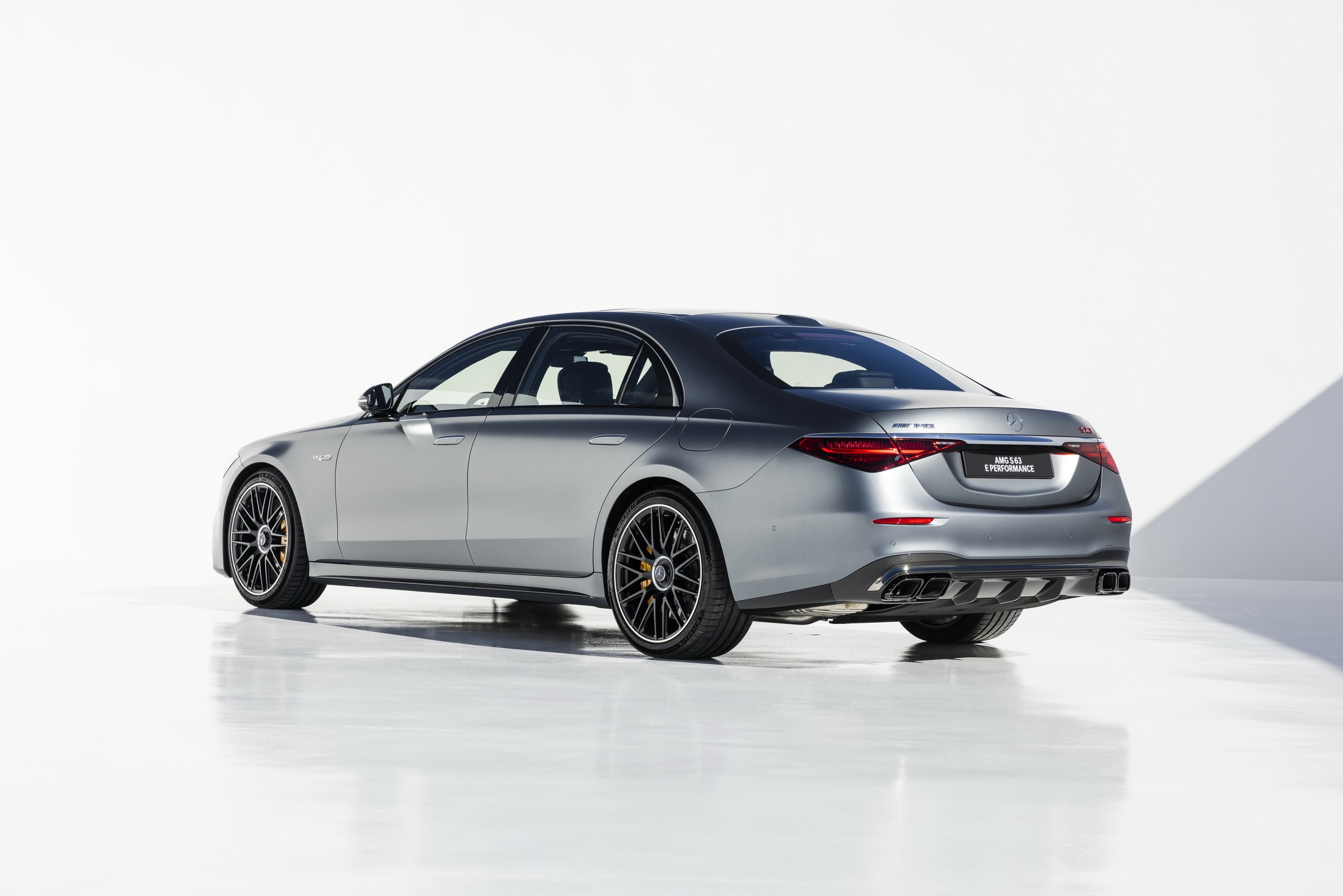 2024 Mercedes-AMG S63 Hybrid Gets 791 HP, 33-Mile EV Range And Panamericana Grille