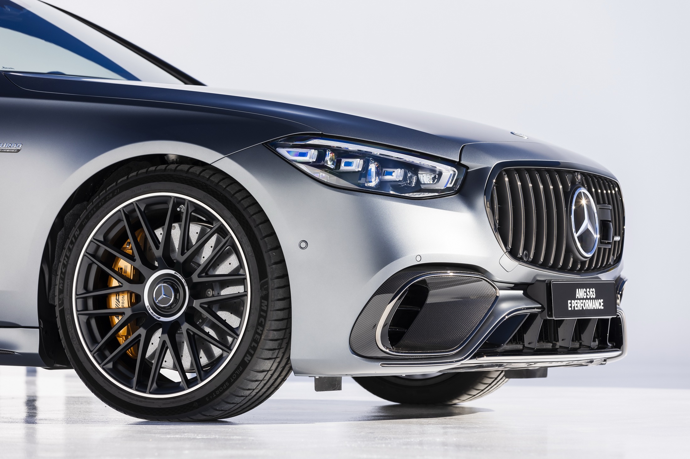 2024 Mercedes-AMG S63 Hybrid Gets 791 HP, 33-Mile EV Range And Panamericana Grille