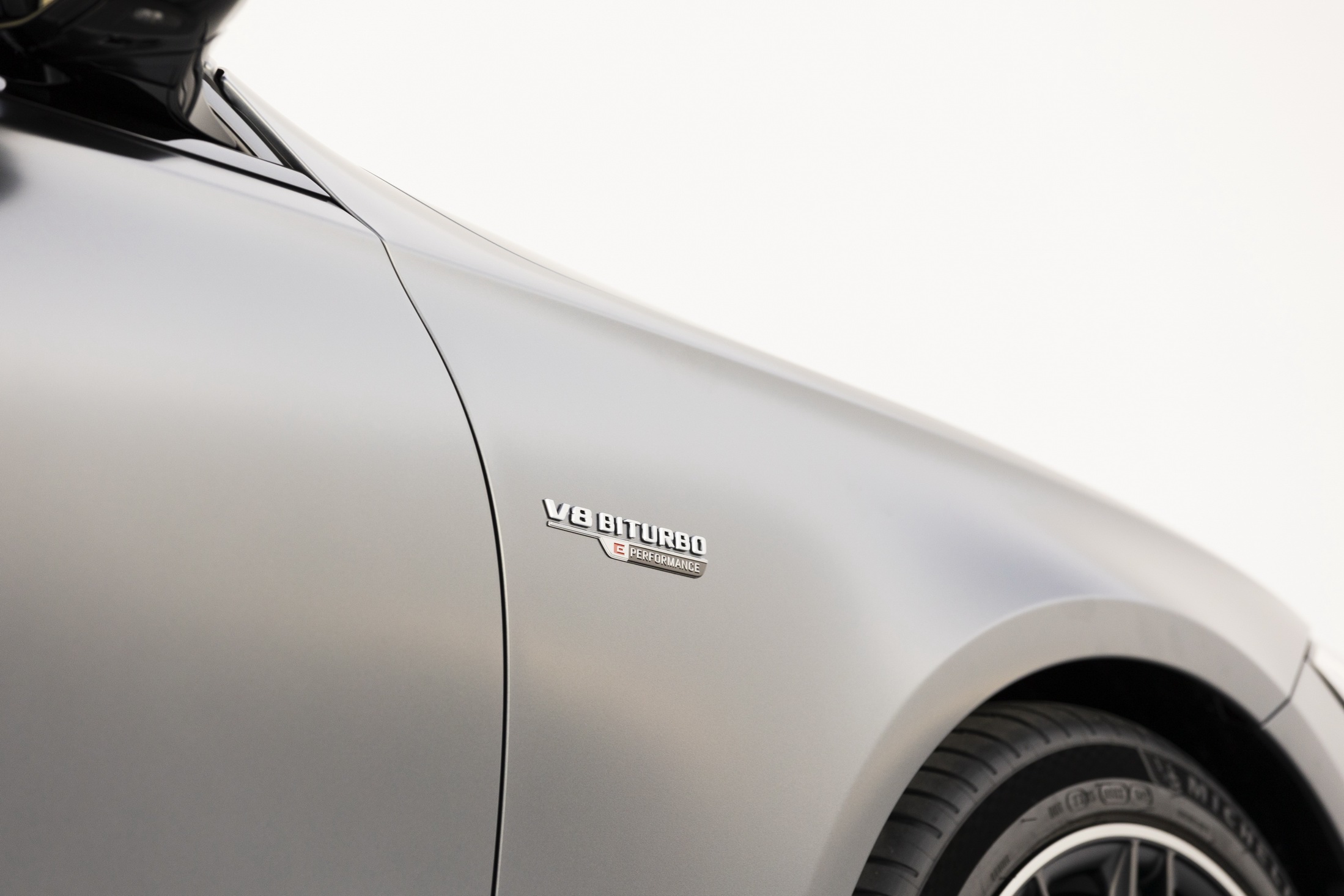 2024 Mercedes-AMG S63 Hybrid Gets 791 HP, 33-Mile EV Range And Panamericana Grille