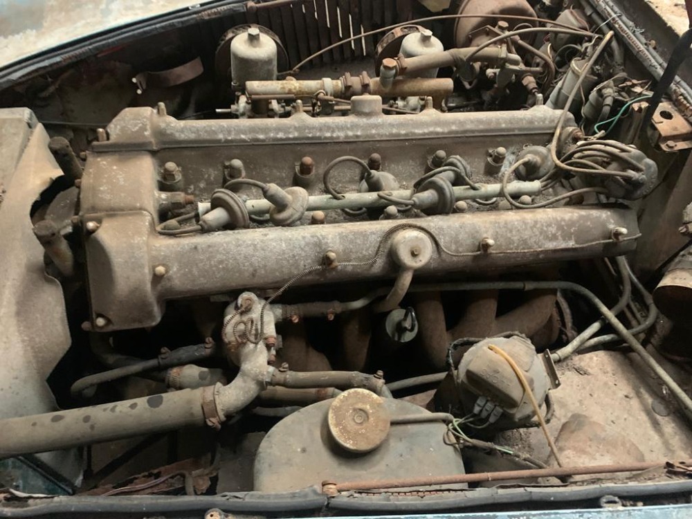 This 1962 Aston Martin DB4 Was Pulled From A Barn After More Than 30 Years