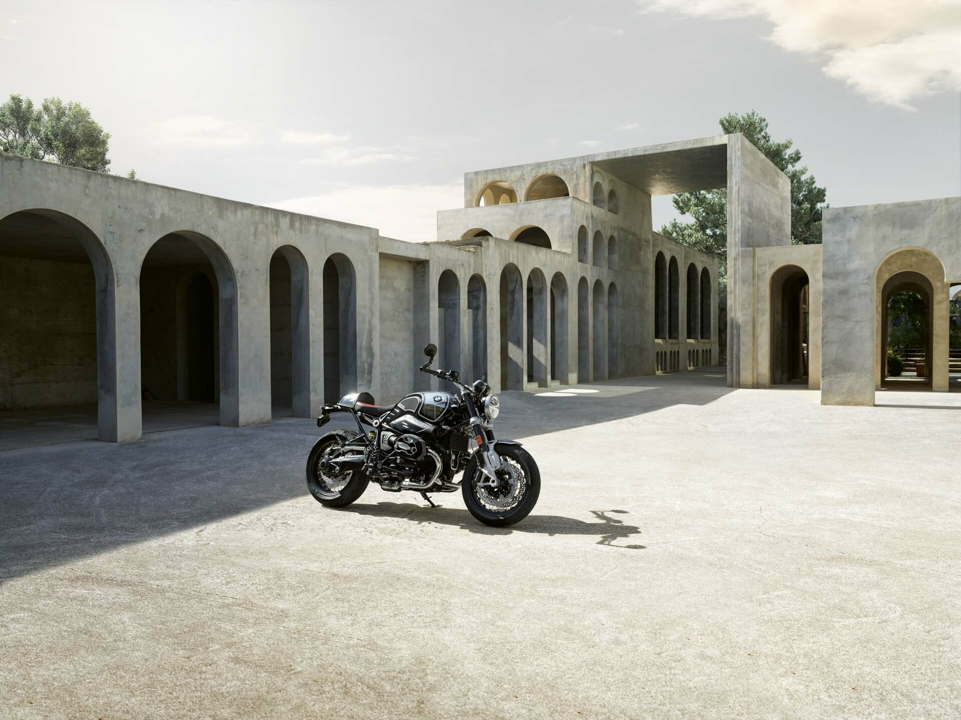 BMW R nineT 100 Years and R 18 100 Years 00024