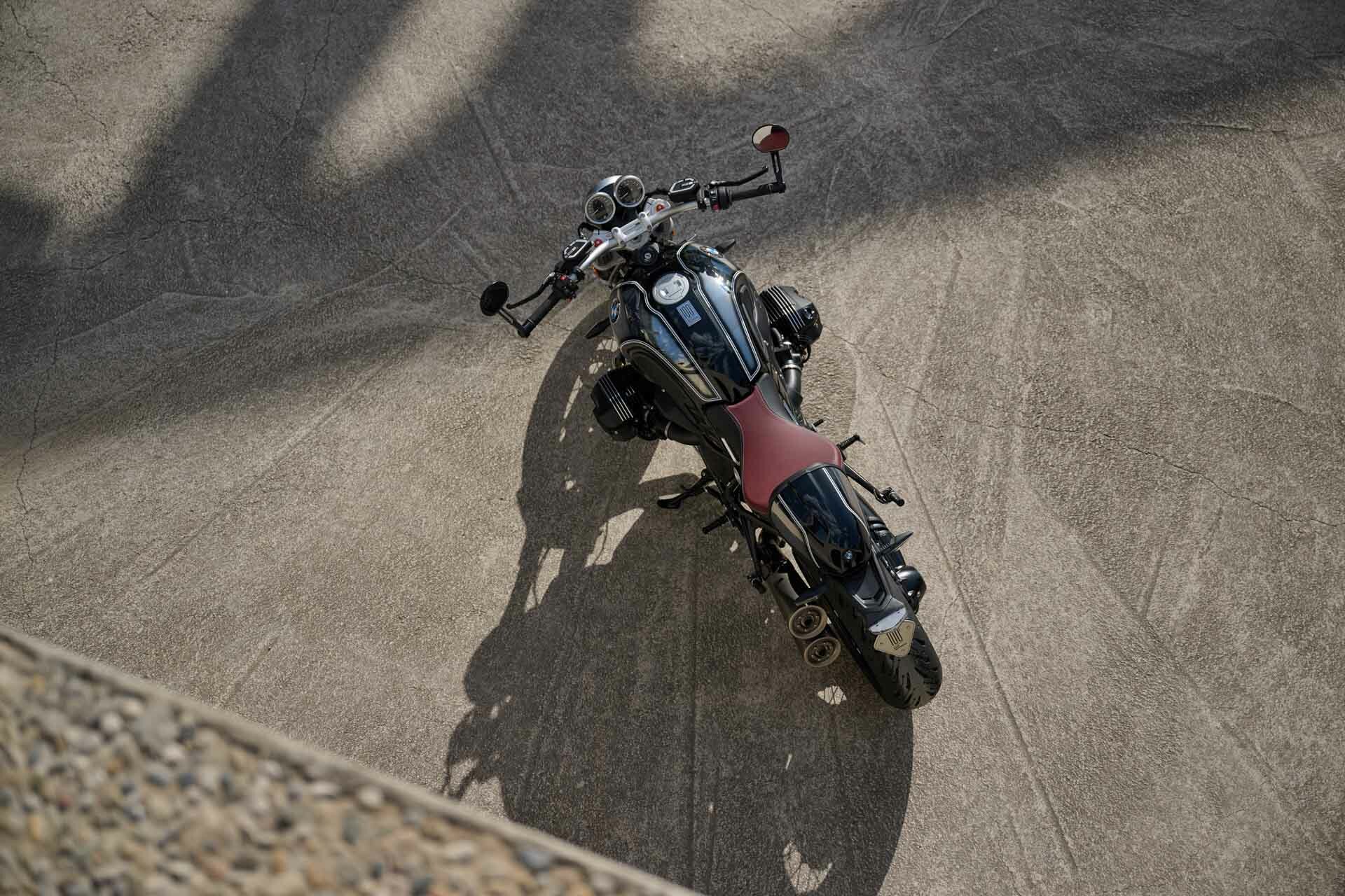 BMW R nineT 100 Years and R 18 100 Years 00031