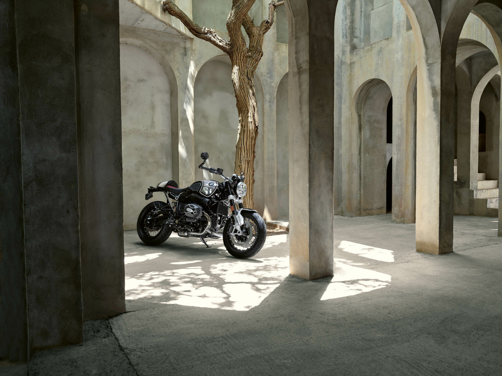 BMW R nineT 100 Years and R 18 100 Years 00035