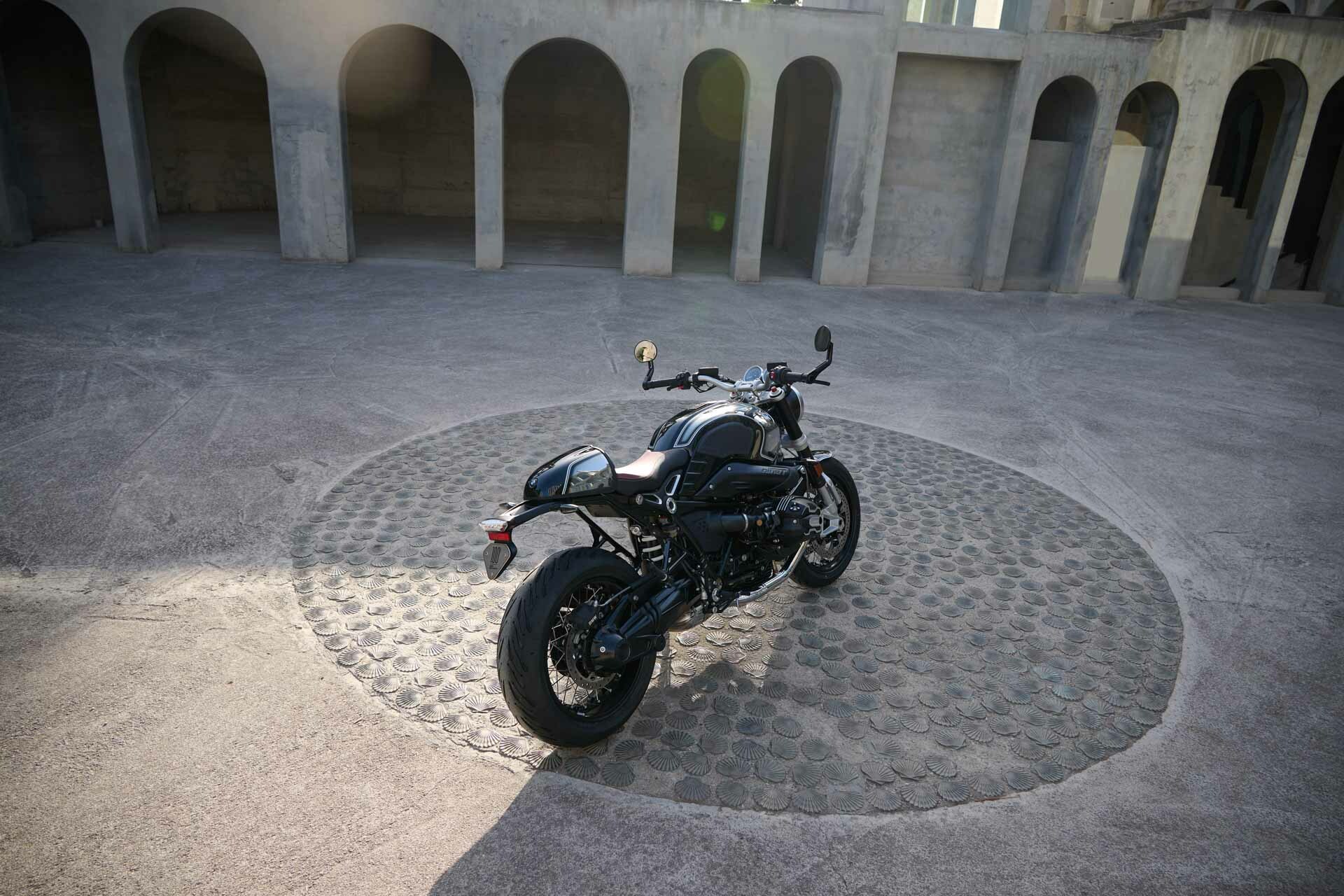 BMW R nineT 100 Years and R 18 100 Years 00037
