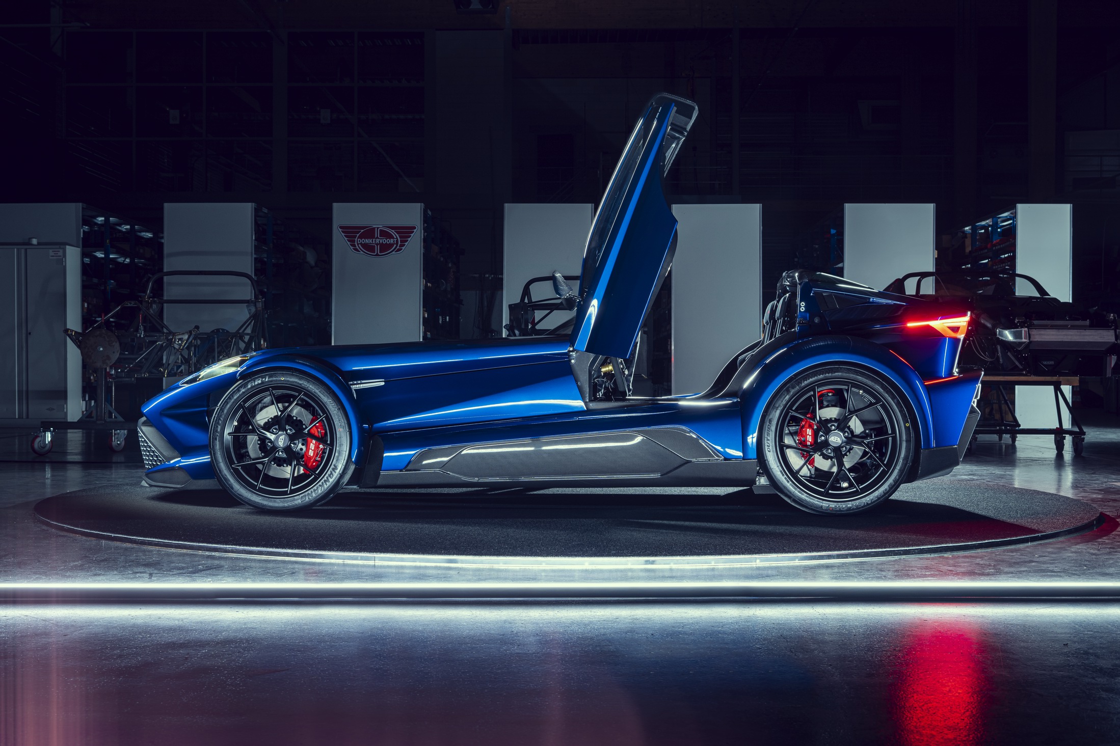 New Donkervoort F22 Breaks Cover As A 492 HP Supercar That Weighs 750kg