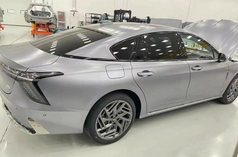 Hongqi’s Upcoming H6 Sedan Looks The Part In Matte Silver And Turquoise