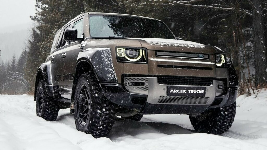  Land Rover Defender Gains 35-Inch Tires And Wide Bodykit By Arctic Trucks