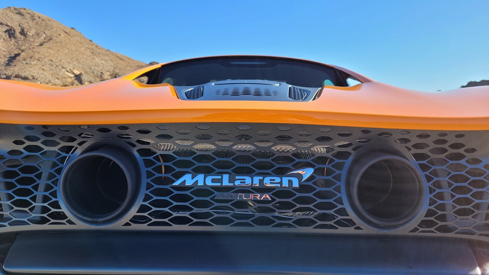 McLaren Artura 106
