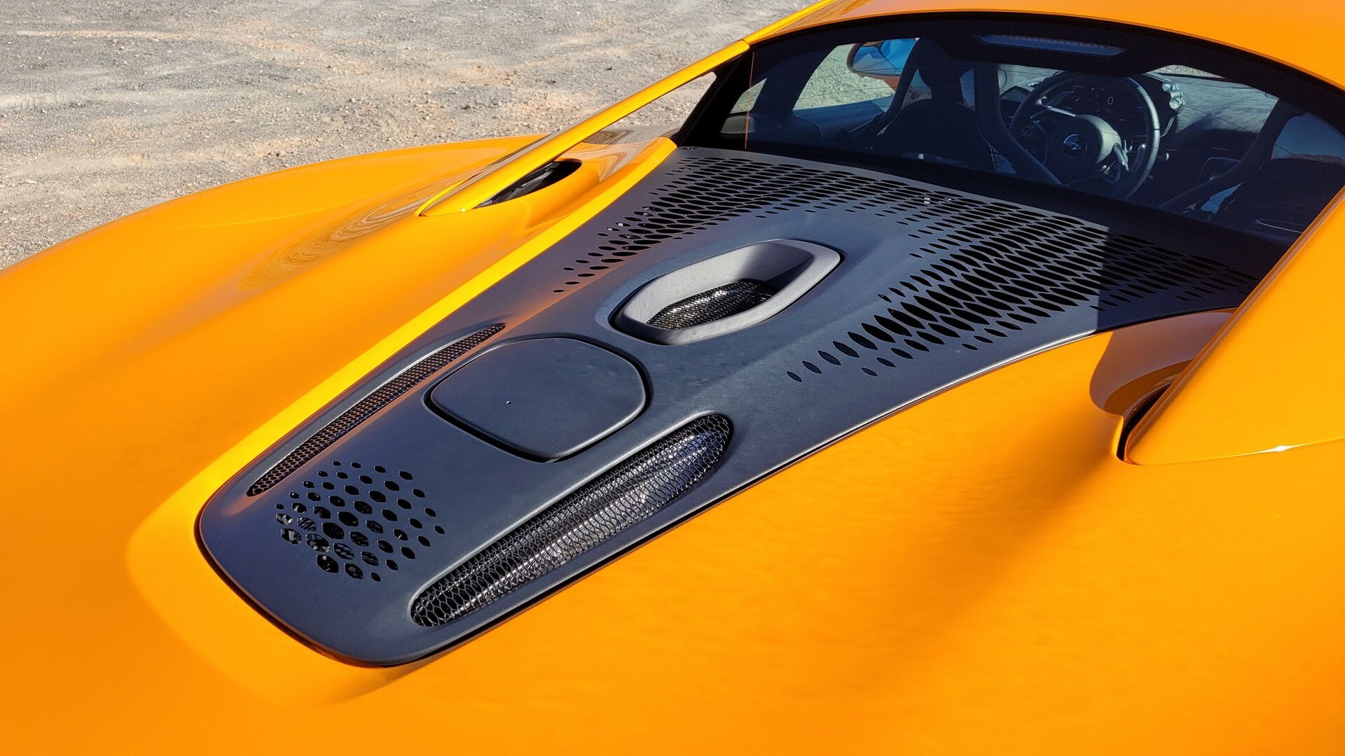 McLaren Artura 107