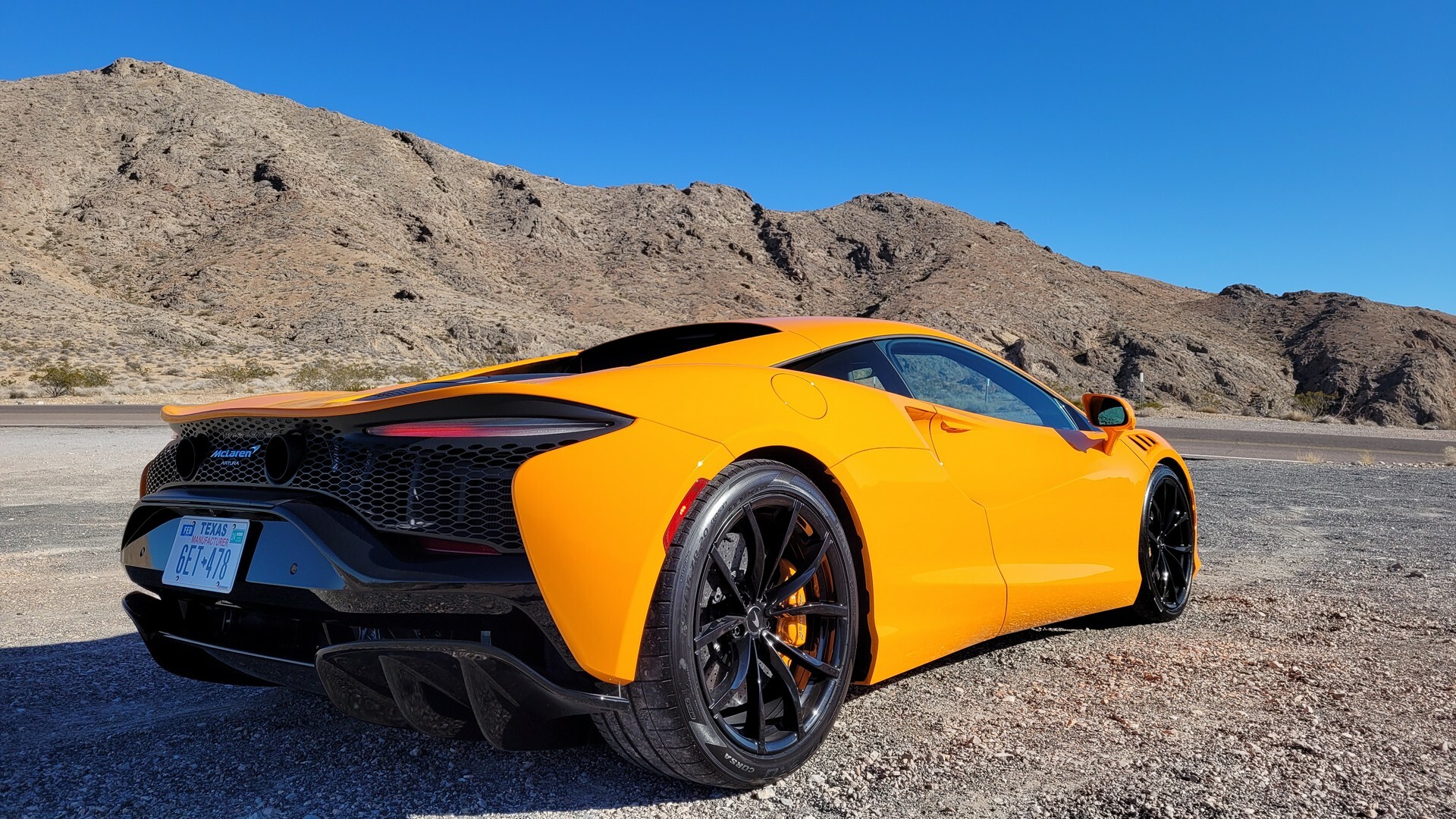 McLaren Artura 114