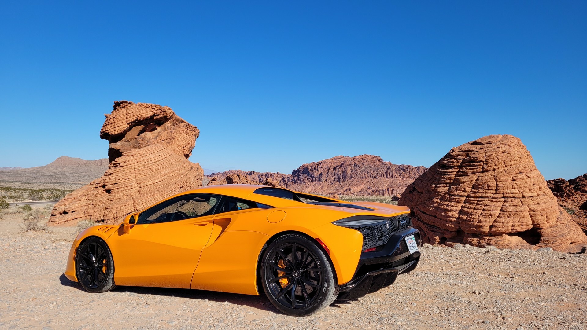 McLaren Artura 115