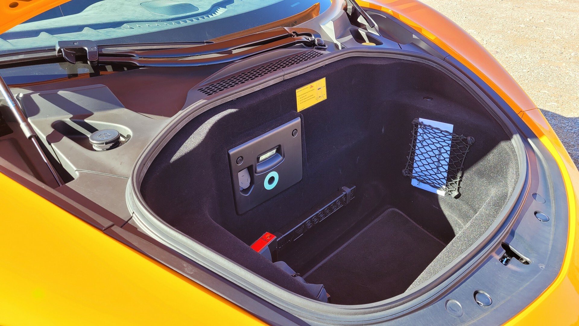 McLaren Artura 127