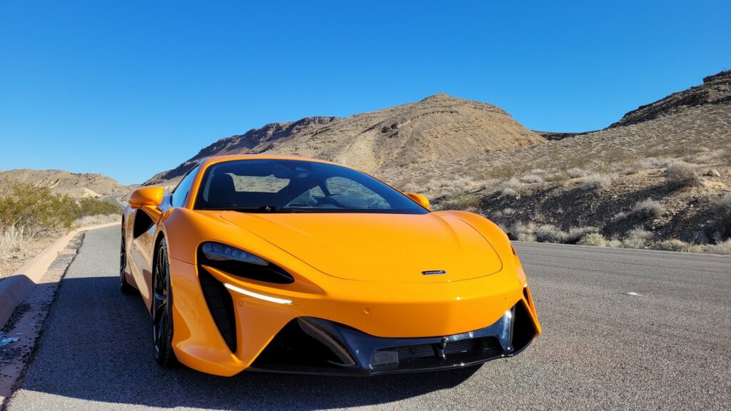  Driven: The McLaren Artura Gives You 671 Reasons To Love Its Plug-In Hybrid Powertrain