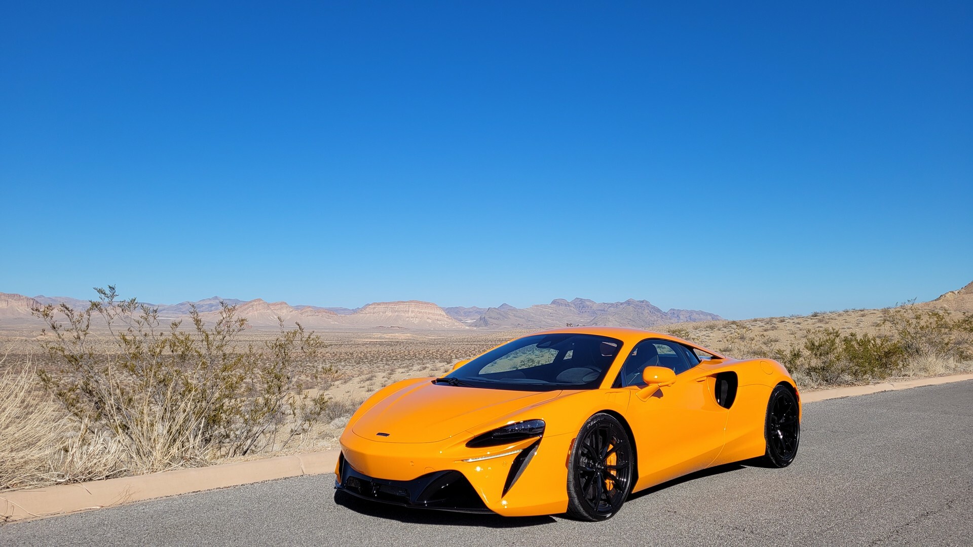 McLaren Artura 133