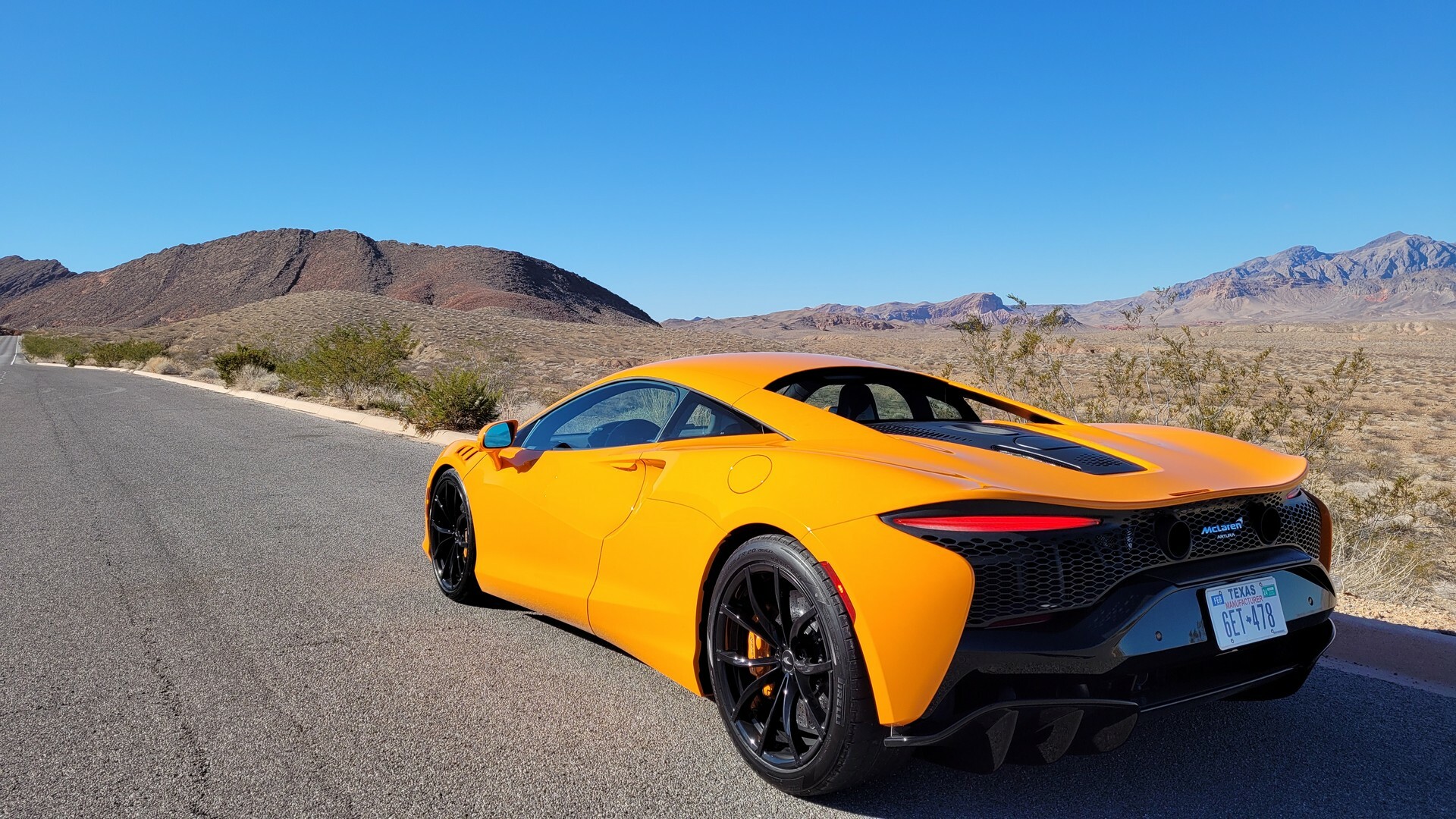McLaren Artura 136