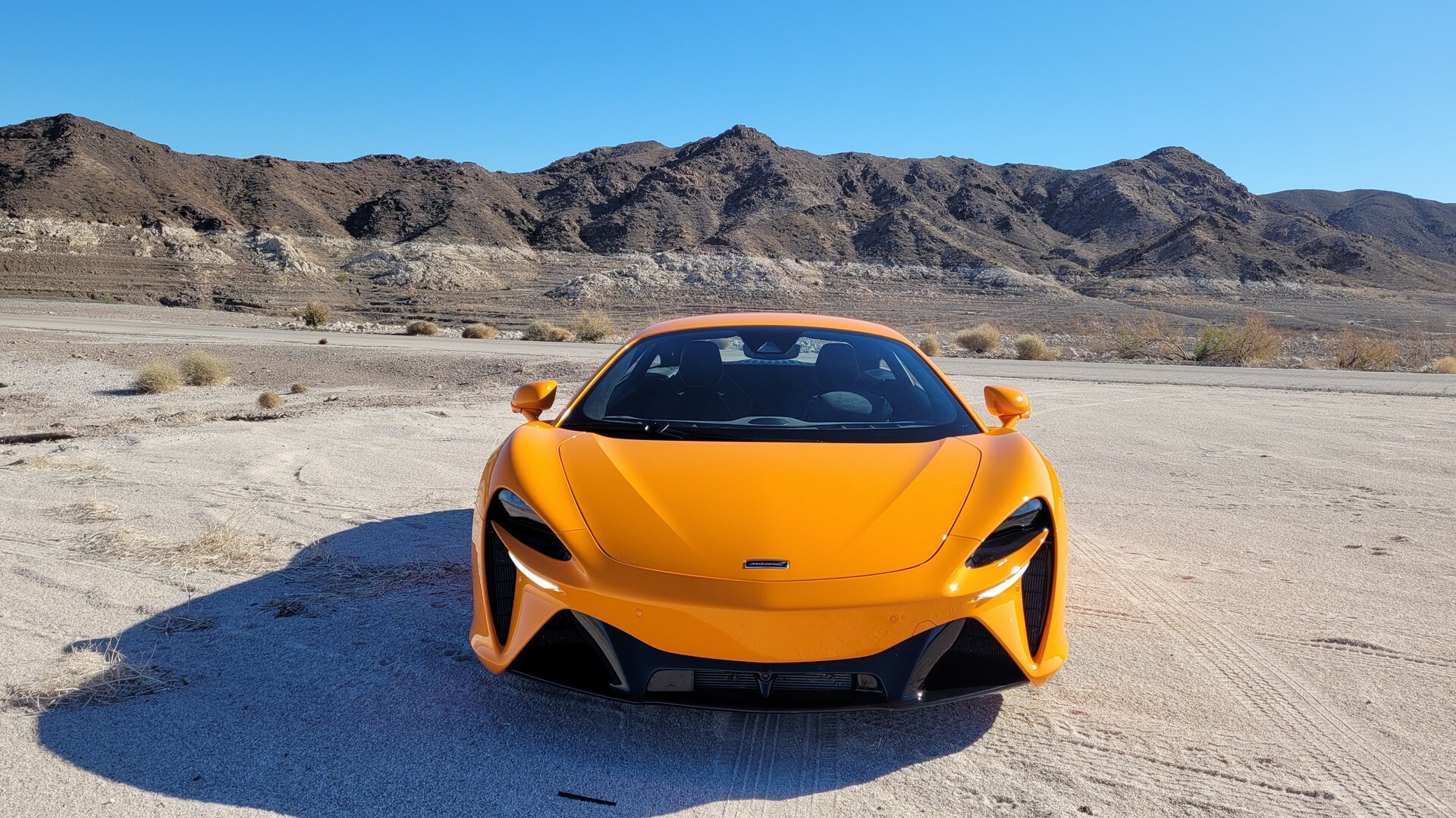 McLaren Artura 142