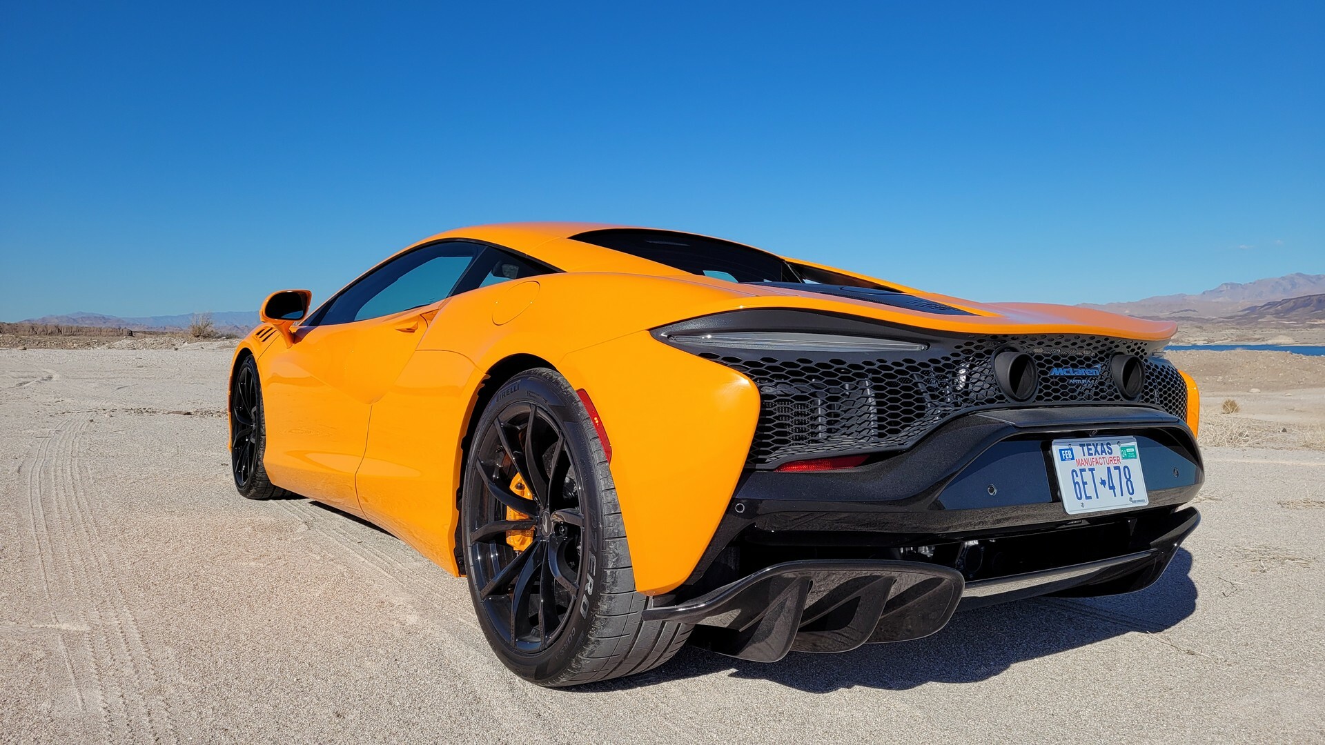 McLaren Artura 144