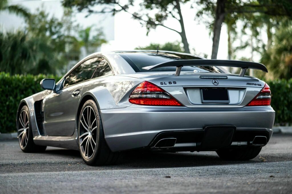   Keep Your Italian Supercars, This Mercedes SL 65 AMG Black Series Is Something Really Special