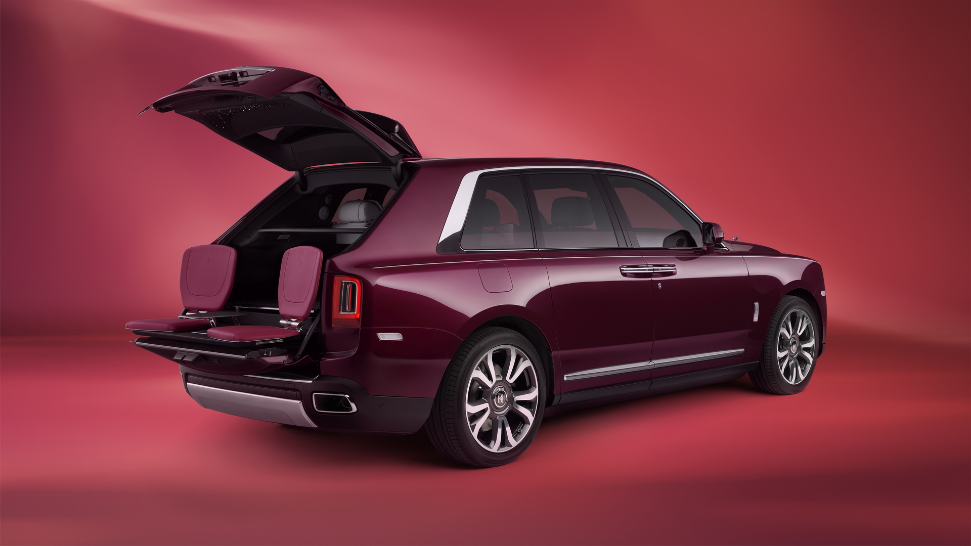 Rolls-Royce Gets Colorful With New Bespoke Cullinan SUVs Inspired By Fashion