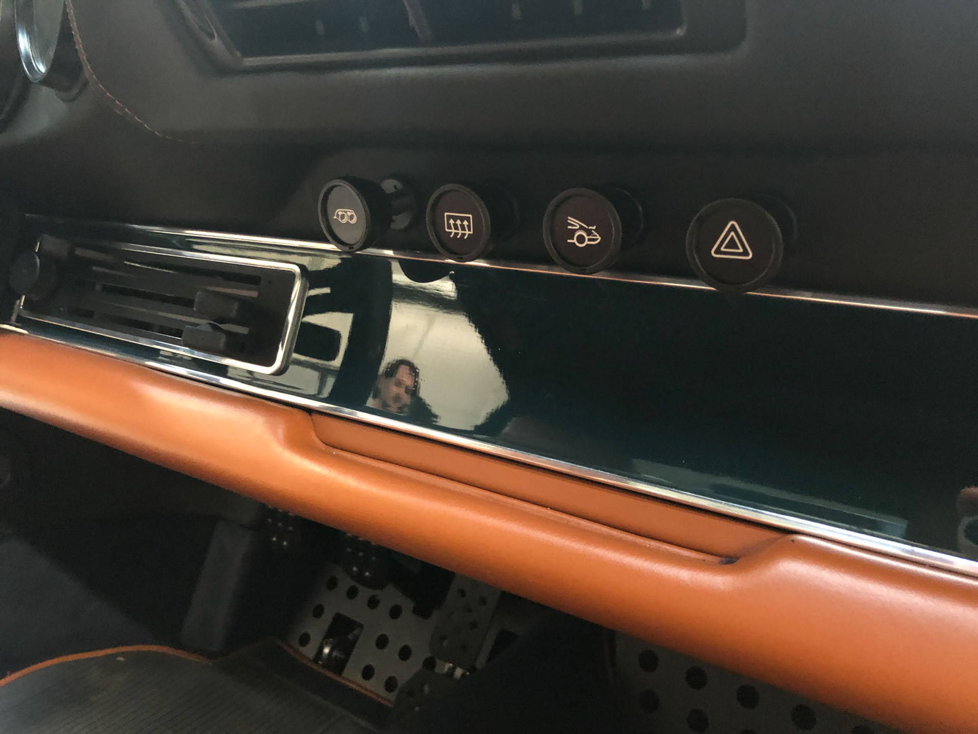 Driven: Supercharged Theon Design 911 Is A New Take On An Old Favorite