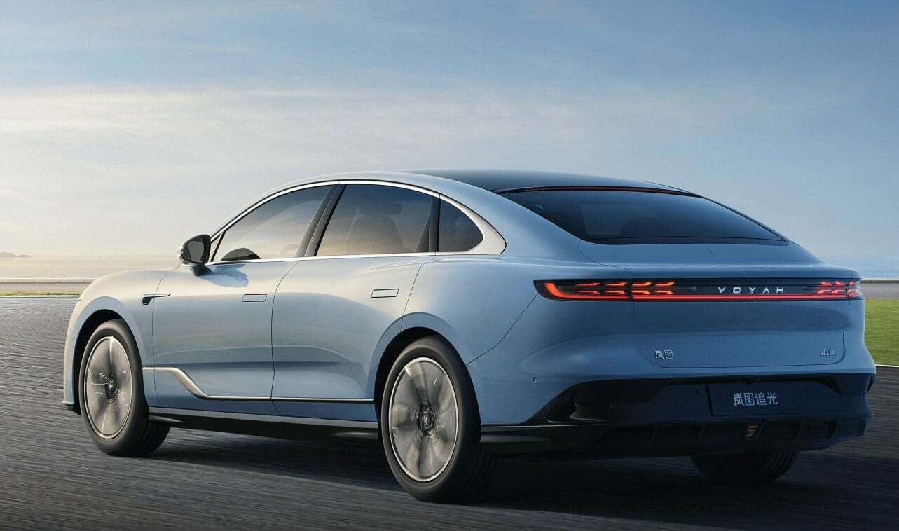 Voyah EV 1