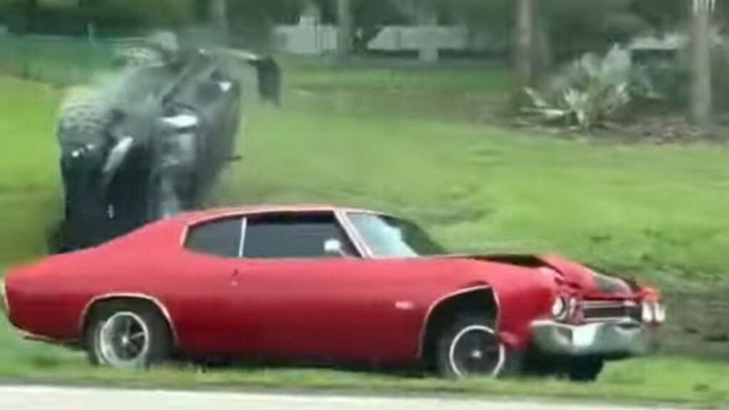  Classic 1970 Chevelle Crashes Into Minivan On Florida Highway
