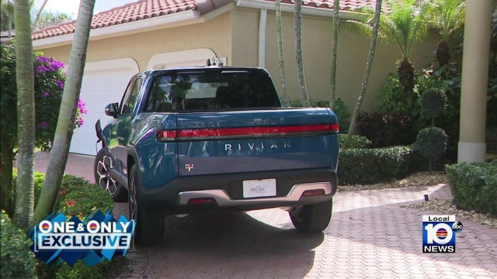  Florida HOA Tells Owner Rivian R1T Can’t Be Parked Outside