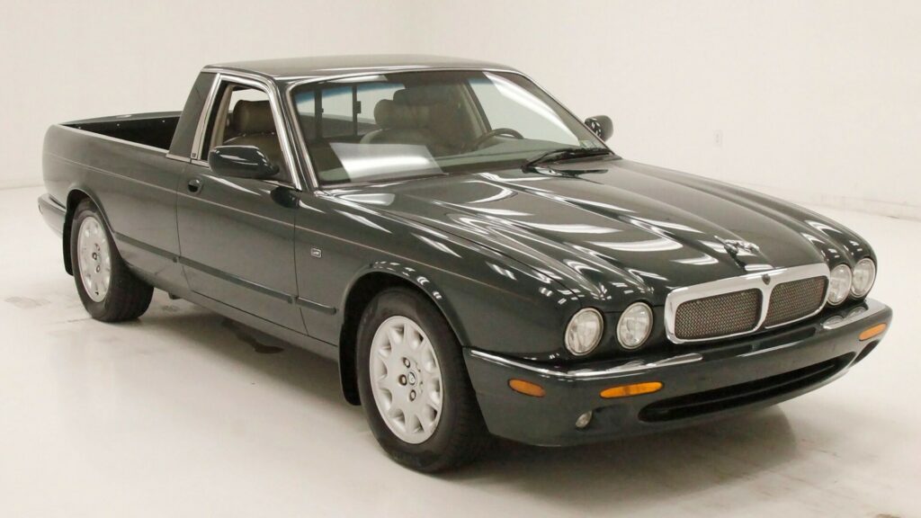  For $29,000, Would You Pickup This Jaguar XJ8 Ute Conversion?