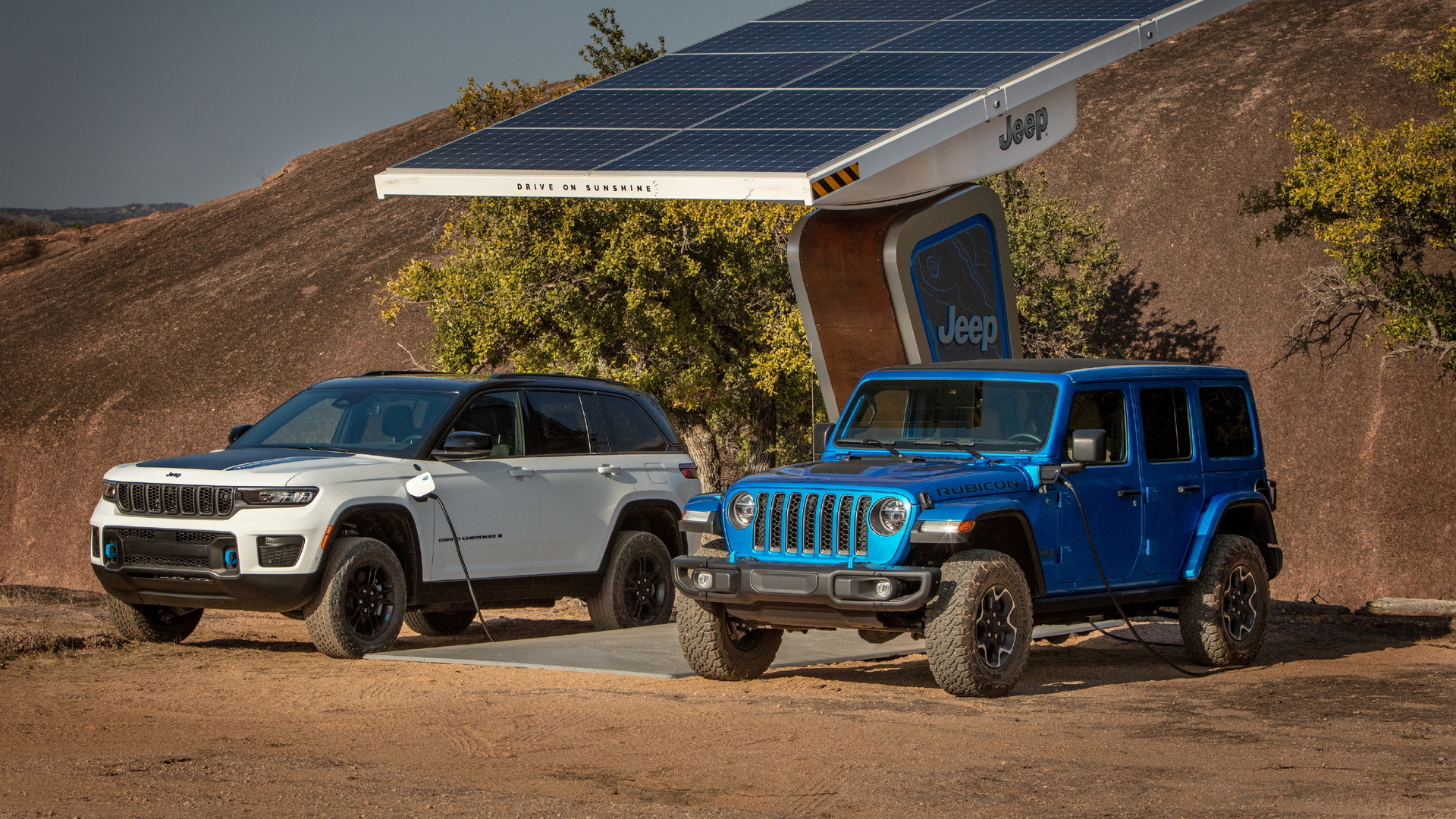 Jeep 4xe Owners Complaining That EV Mode Doesn't Work At All In Cold  Weather | Carscoops