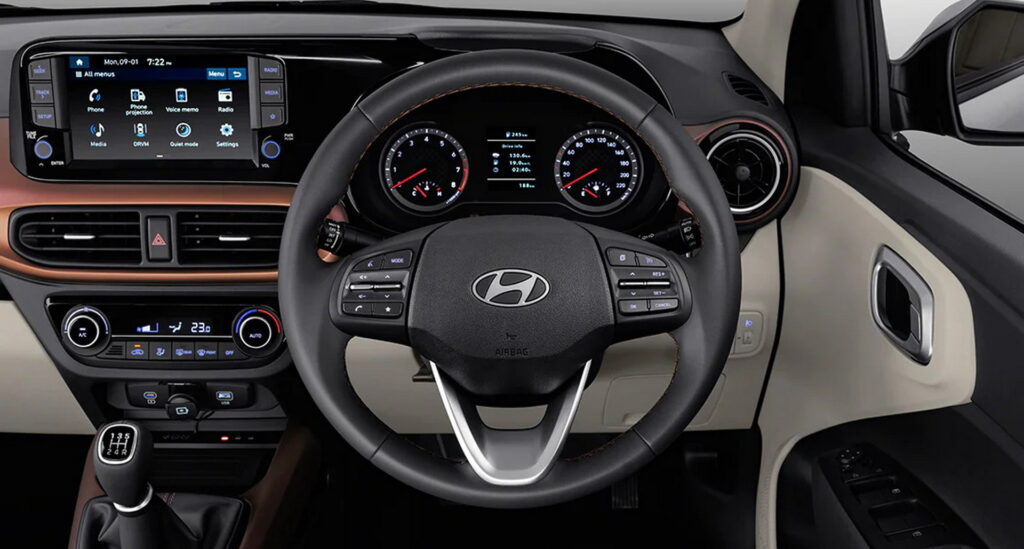 Which Hyundai Hatchback Reigns Supreme: i20 or Grand i10 Nios? - Interior features of the Grand i10 Nios