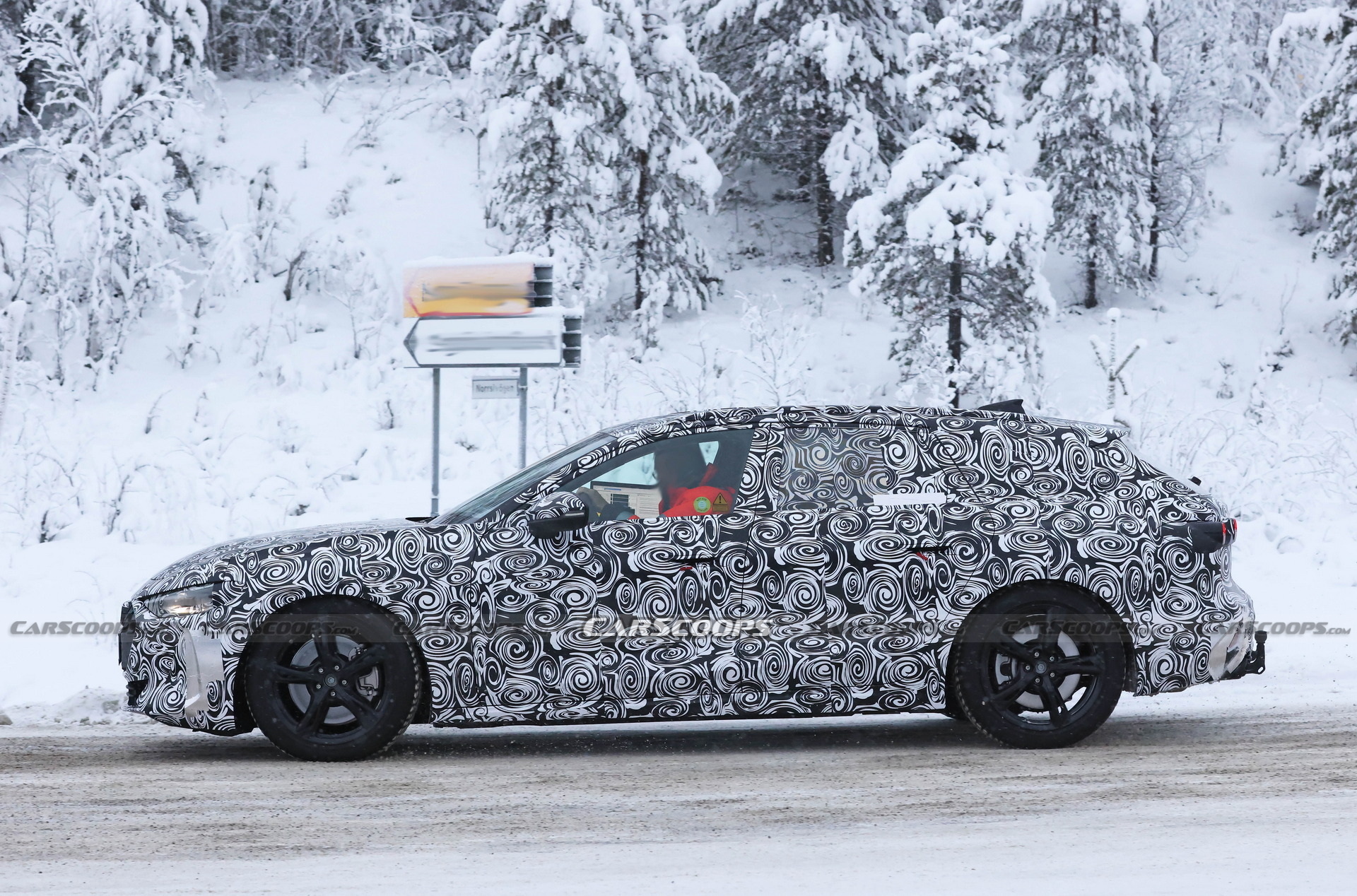 2024 AUDI S4 AVANT visual data 4