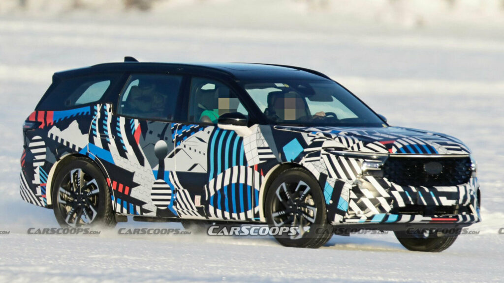  Redesigned 2024 Ford Edge Leaves China For The Arctic Circle