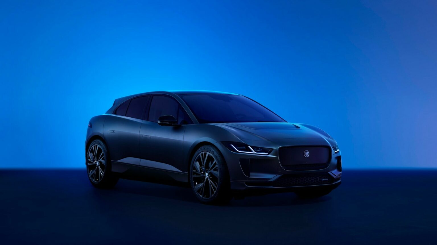 2024 Jaguar IPace Gets A Subtle Facelift And New Options Carscoops